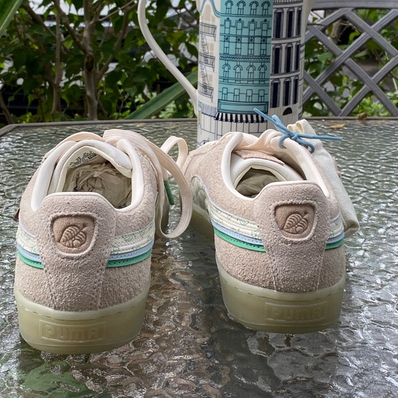 Animal Crossing Puma Suede Tan Sneakers - Picture 13 of 16